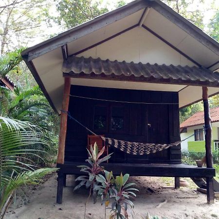 Banana Resort Koh Phayam Luaran gambar