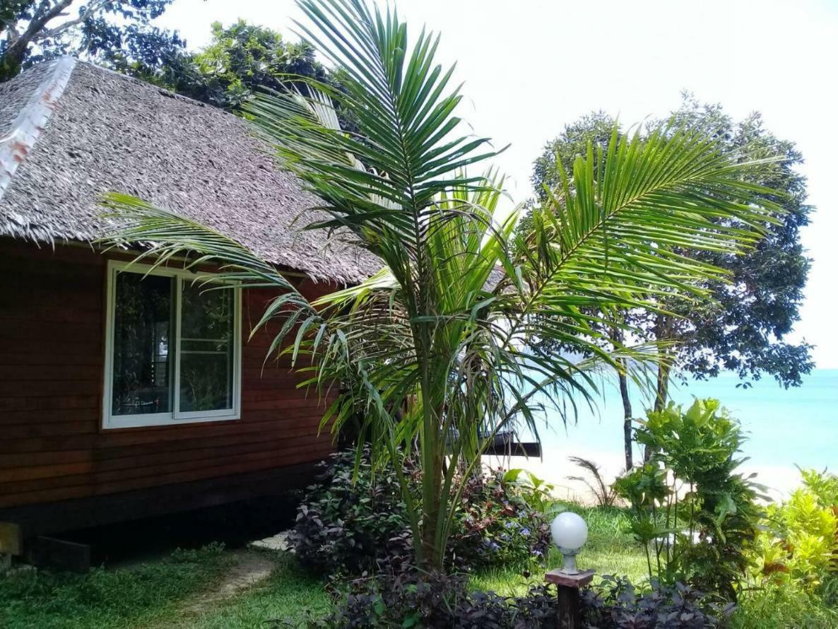 Banana Resort Koh Phayam Luaran gambar